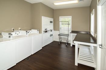 24 Hour laundry facility